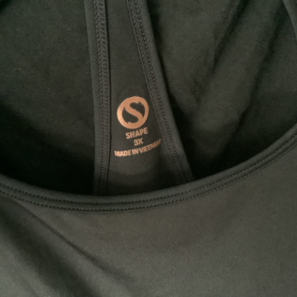 SHAPE Womens Activewear Workout Top Black with Cut Out Back Size 3X - Picture 8 of 8